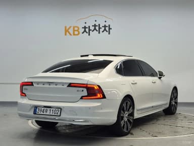 S90
