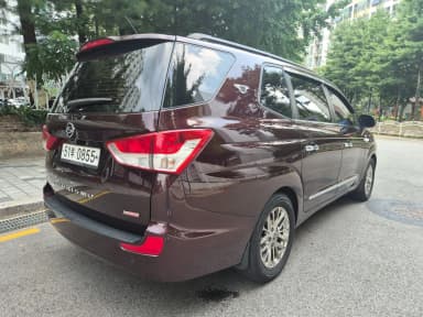 Korando Turismo