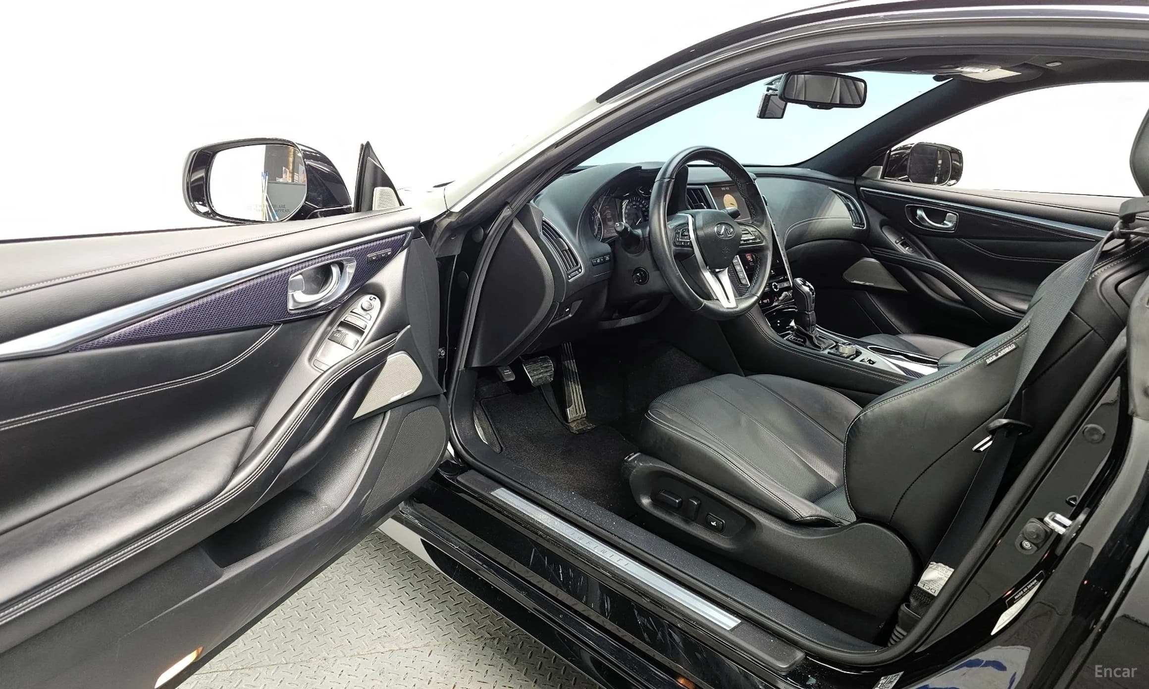 Q60 (CV37)