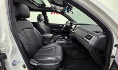Rexton Sports Khan