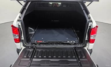 Rexton Sports Khan