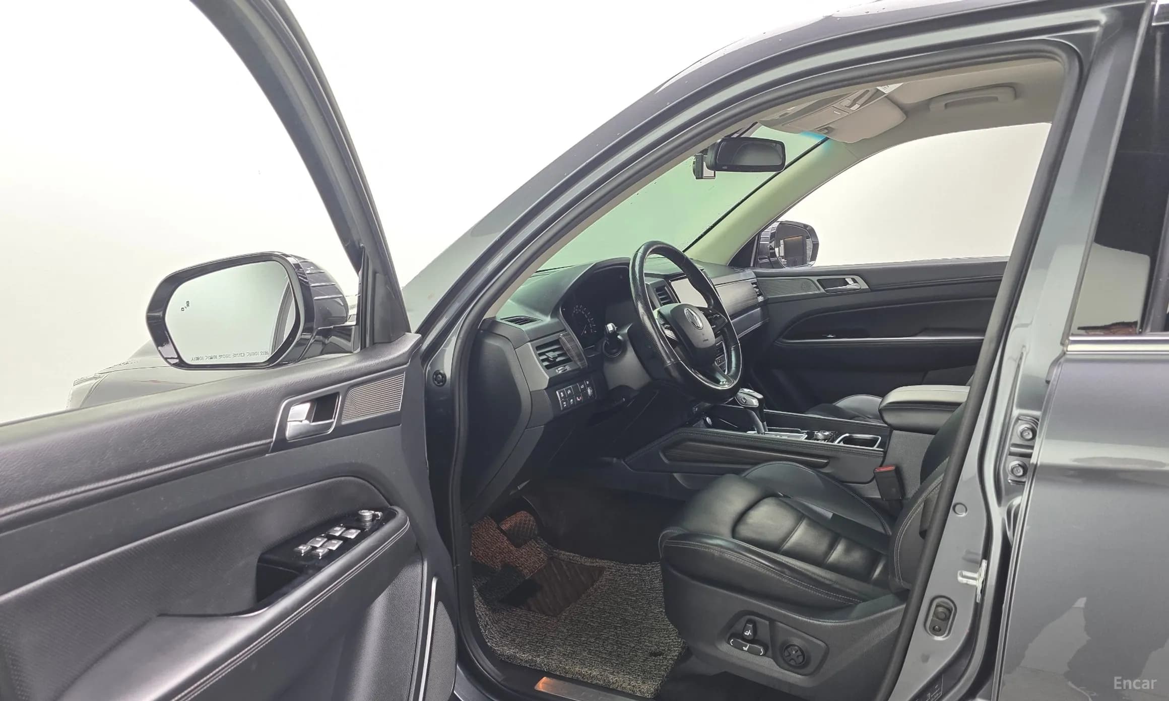 G4 Rexton