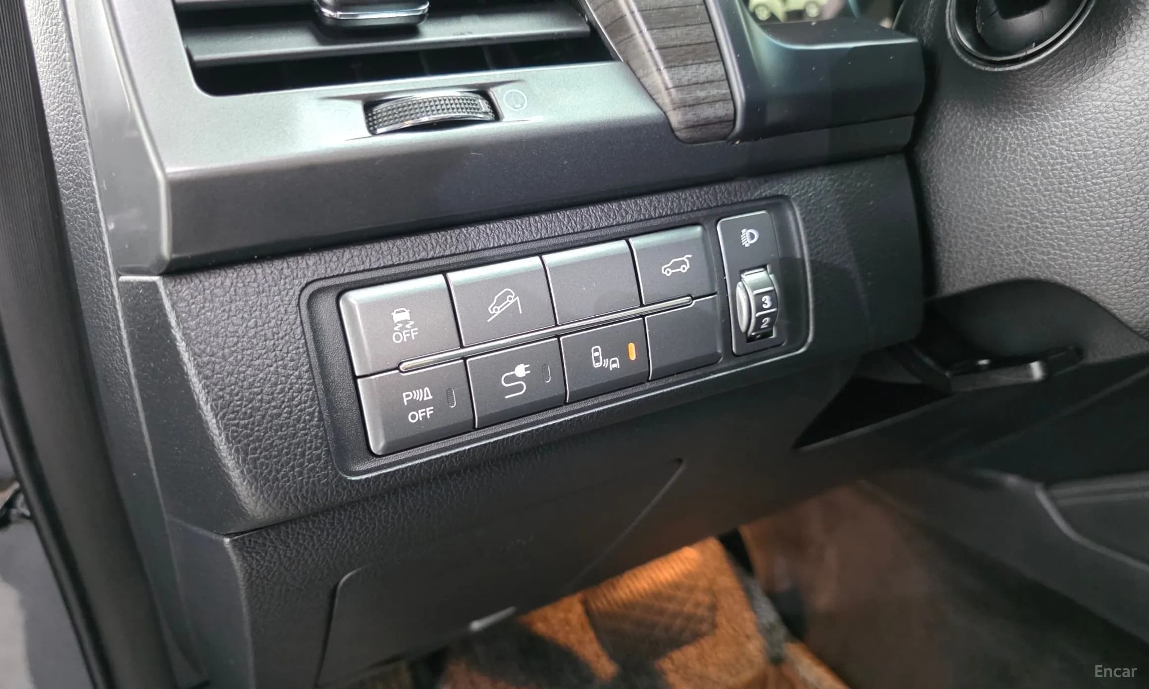 G4 Rexton