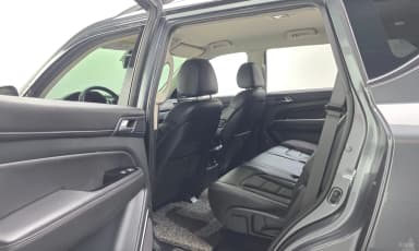 G4 Rexton