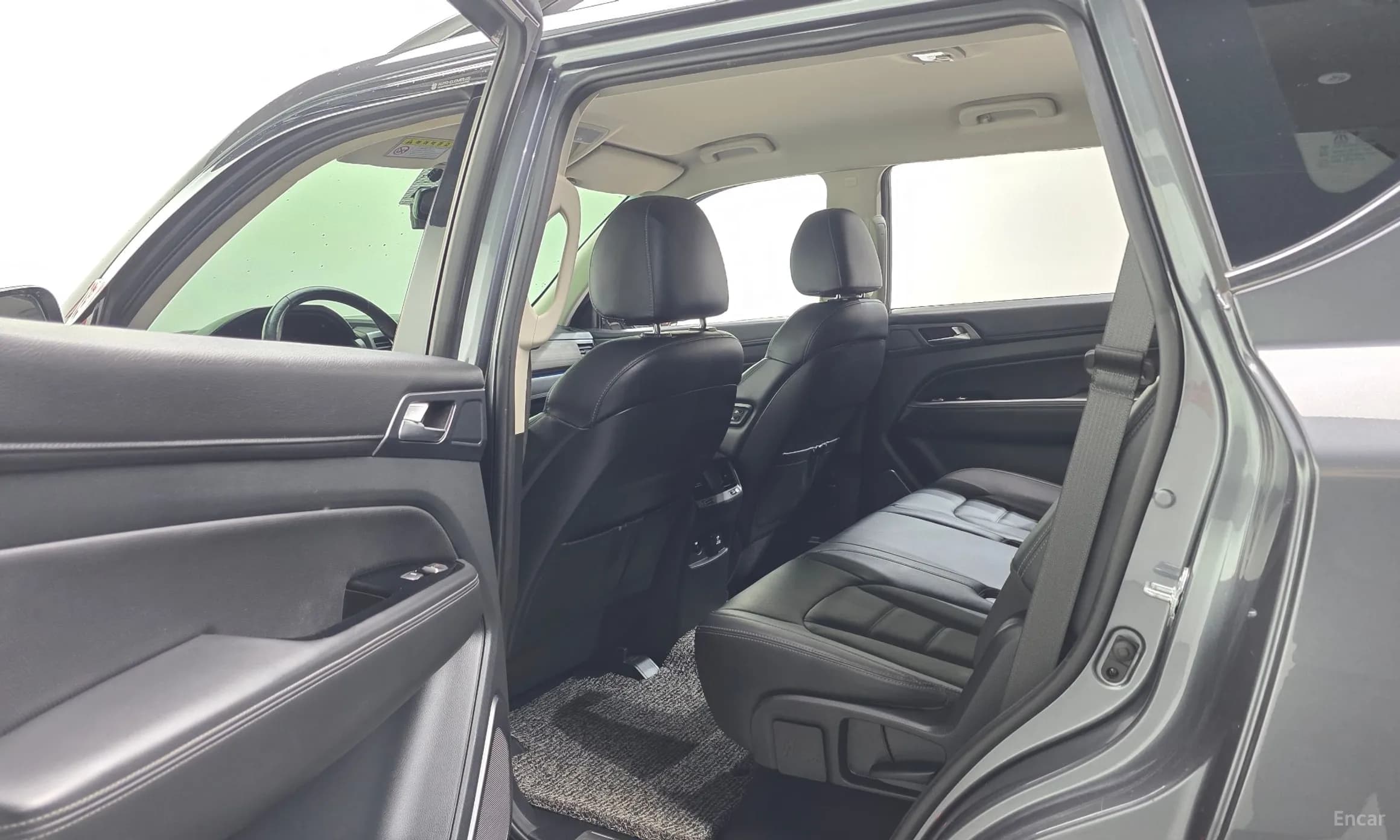 G4 Rexton