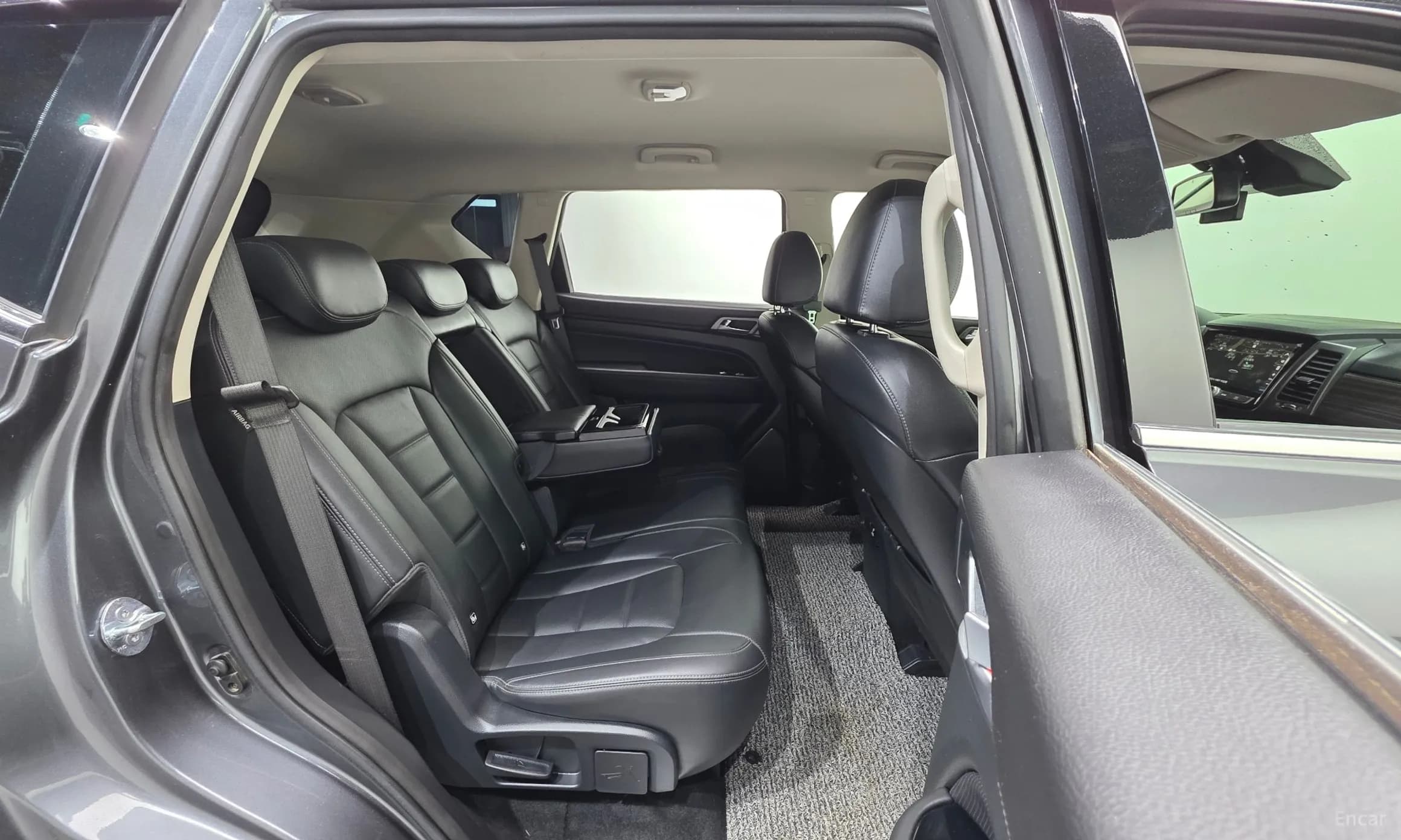 G4 Rexton