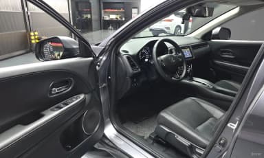 HR-V