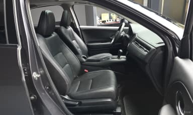 HR-V