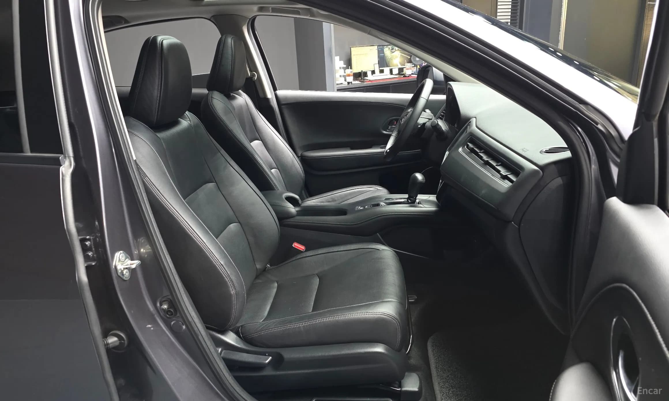HR-V