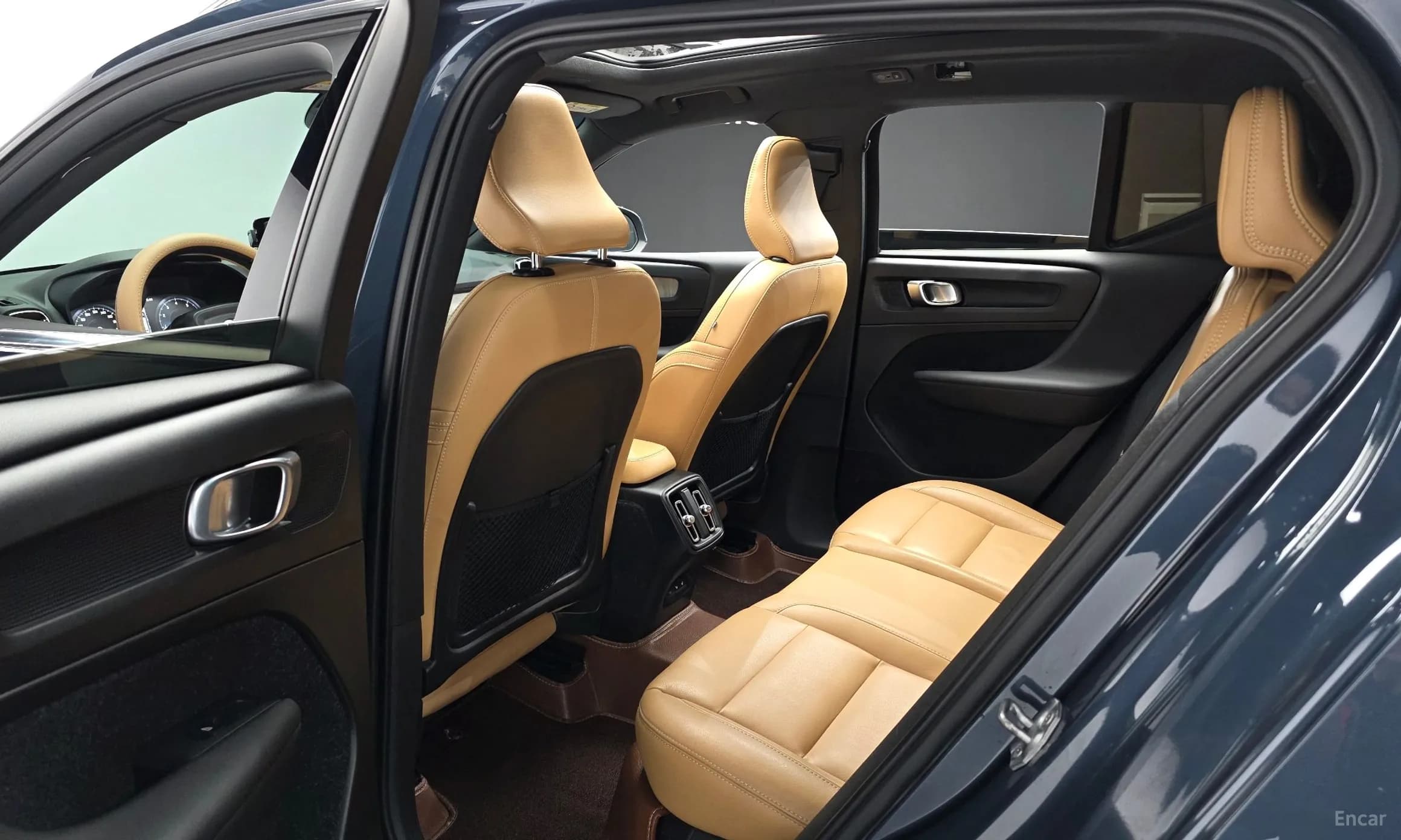XC40