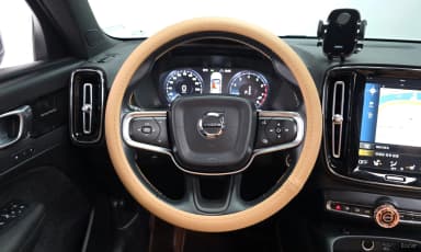 XC40