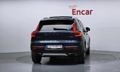XC40