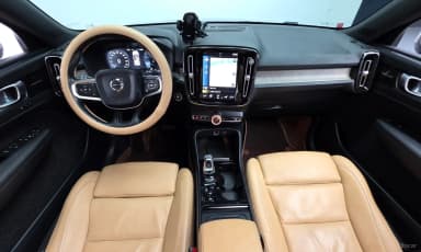 XC40