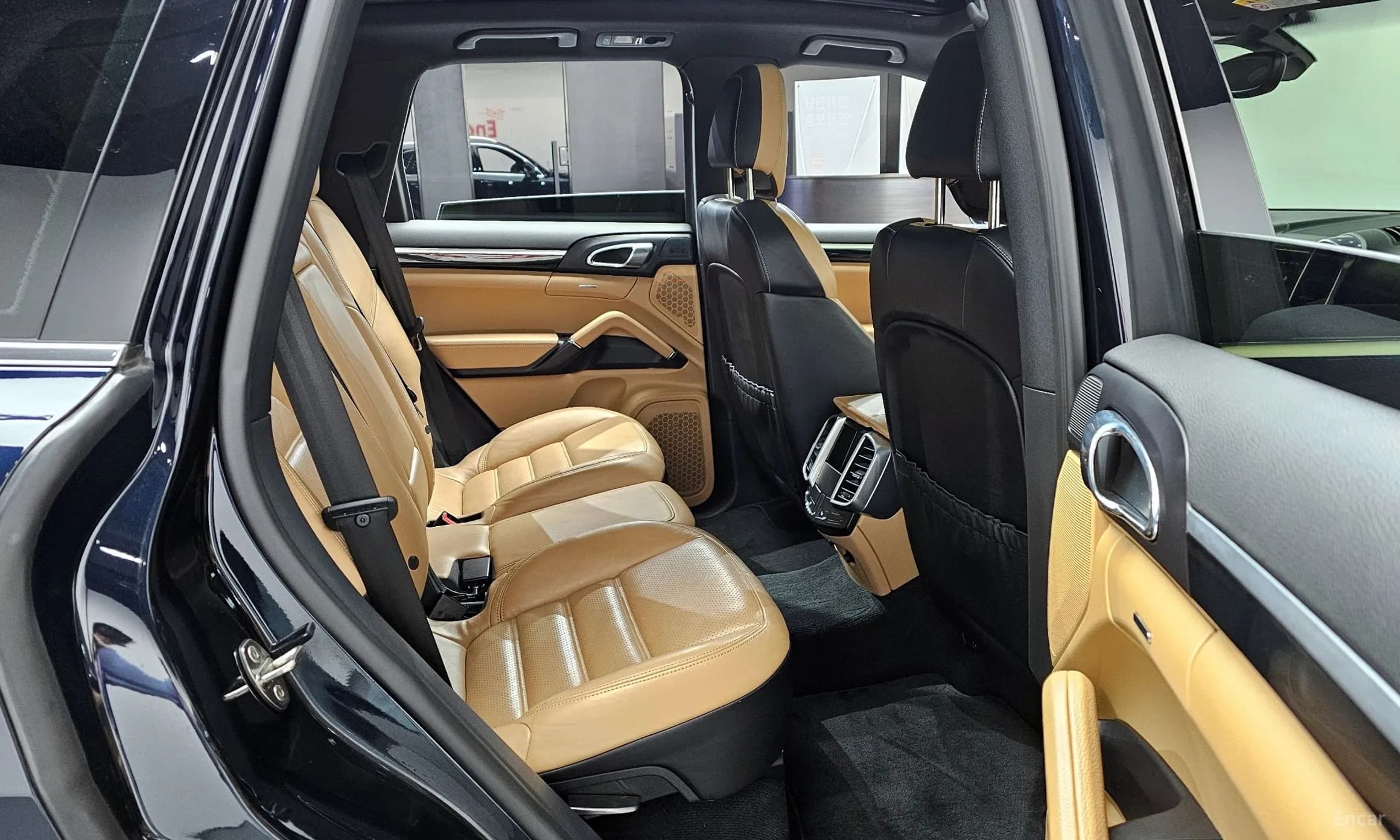 New Cayenne