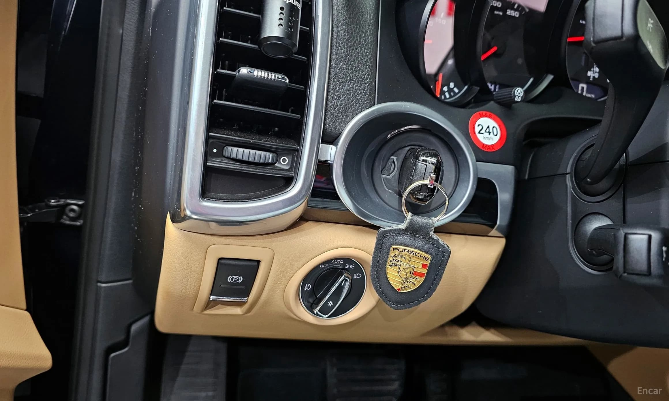 New Cayenne