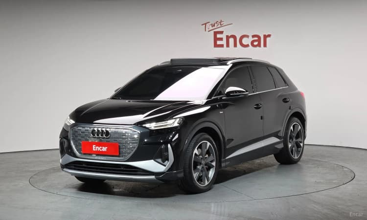Q4 e-tron (F4)