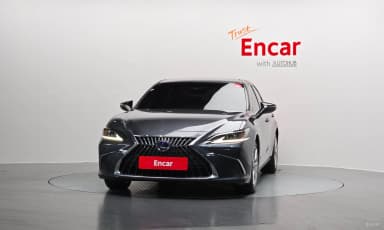 ES300h 7th Generation