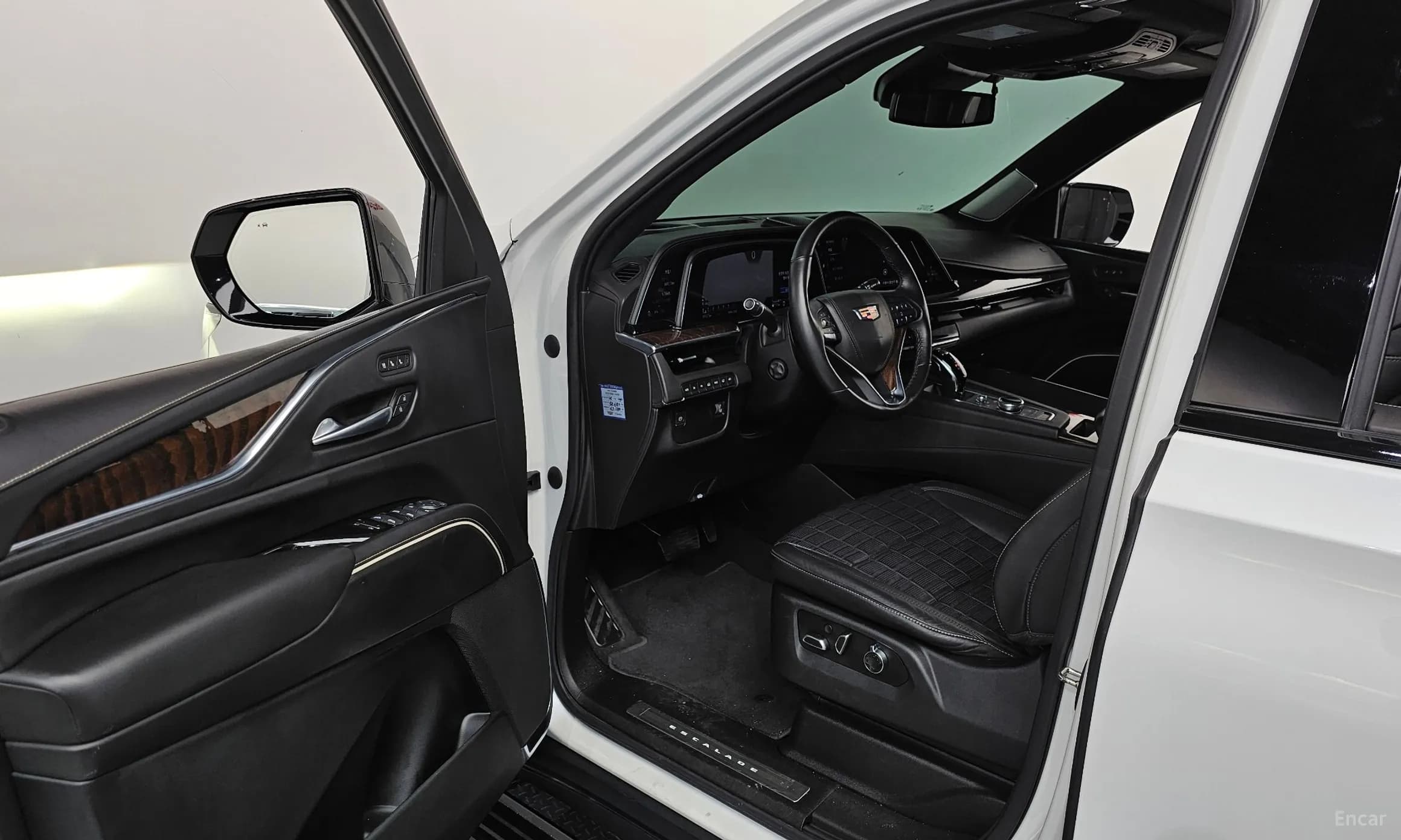 Escalade 5th Generation
