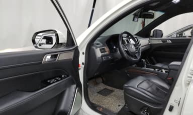 G4 Rexton