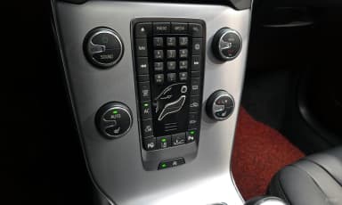 V40 Cross Country