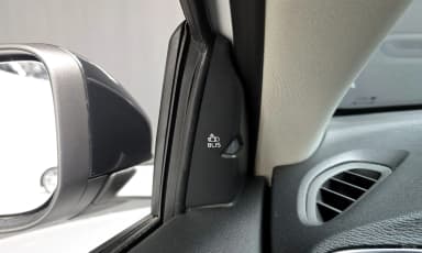 V40 Cross Country