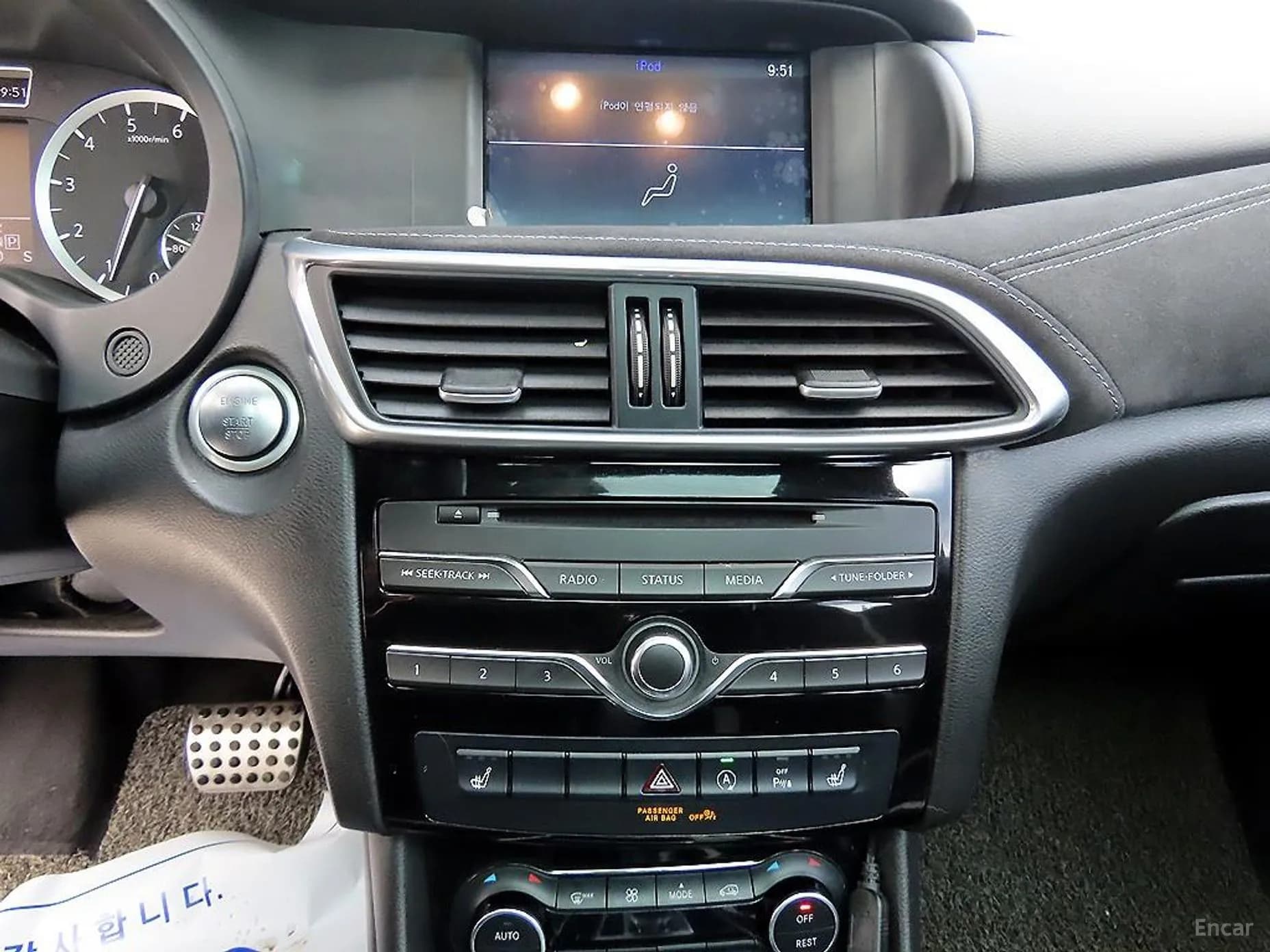 Q30