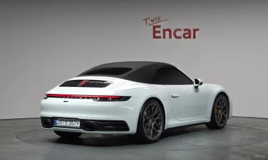 911 (992)