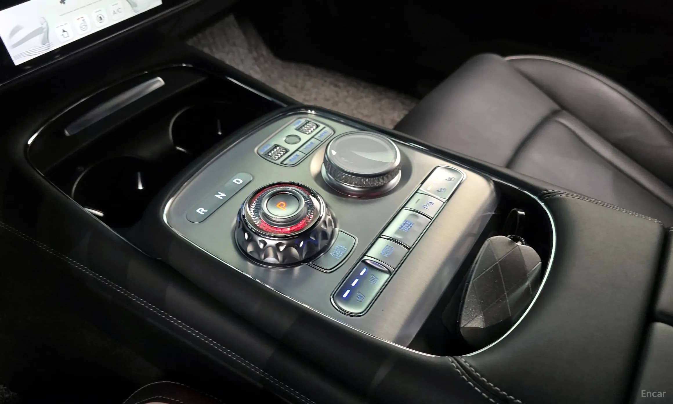 G90 (RS4)