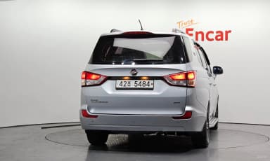 Korando Turismo
