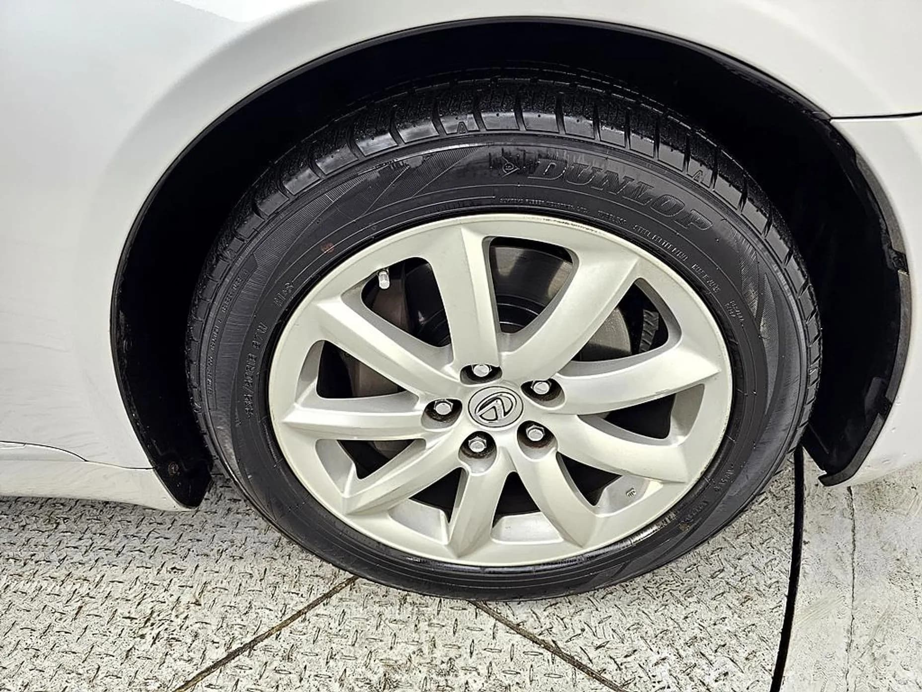 LS460L