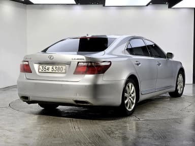 LS460L