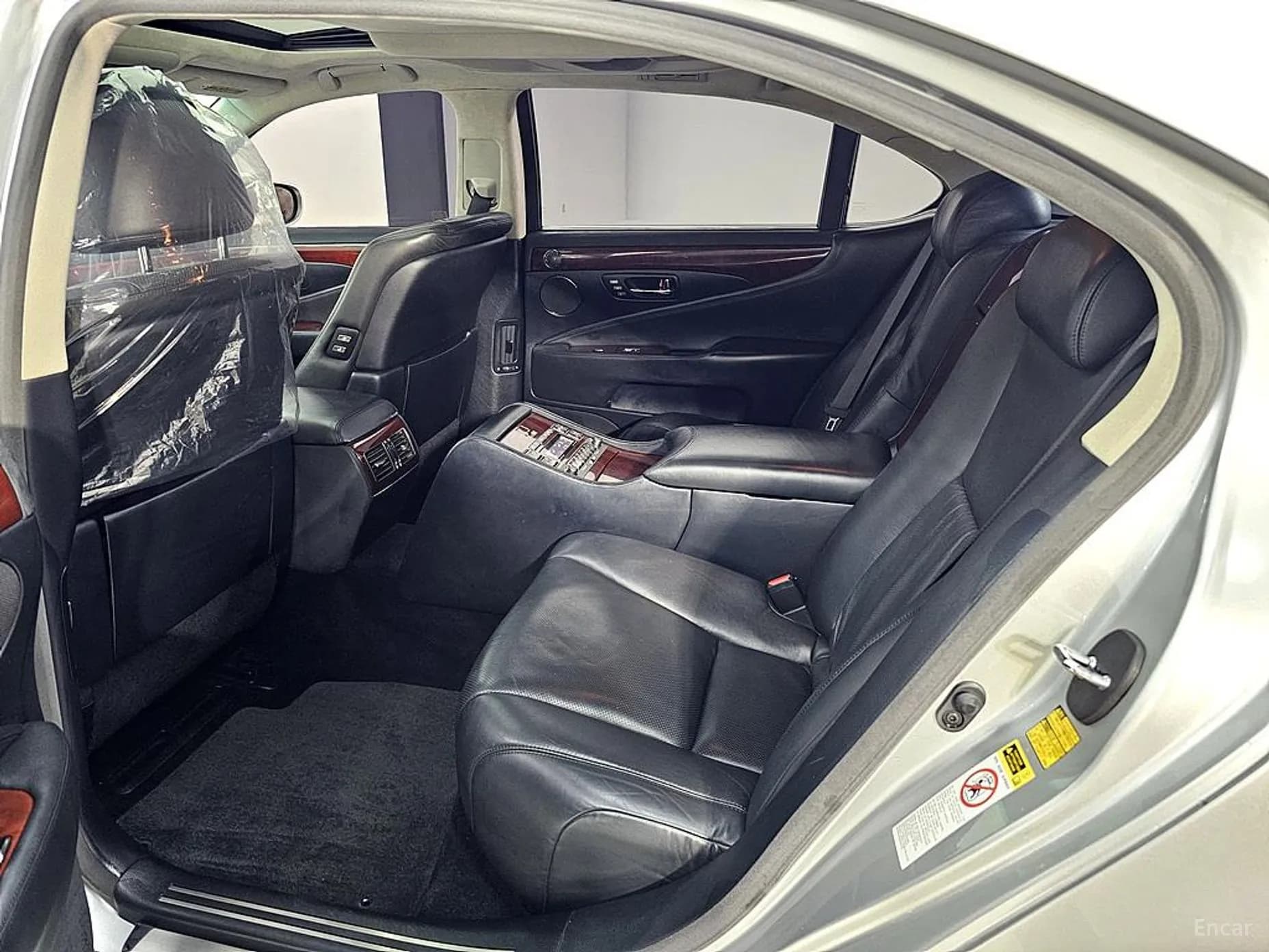 LS460L