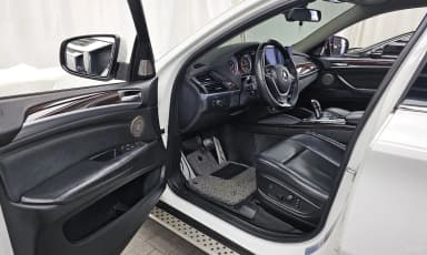 X6 (E71)