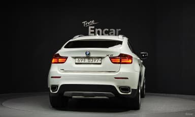 X6 (E71)