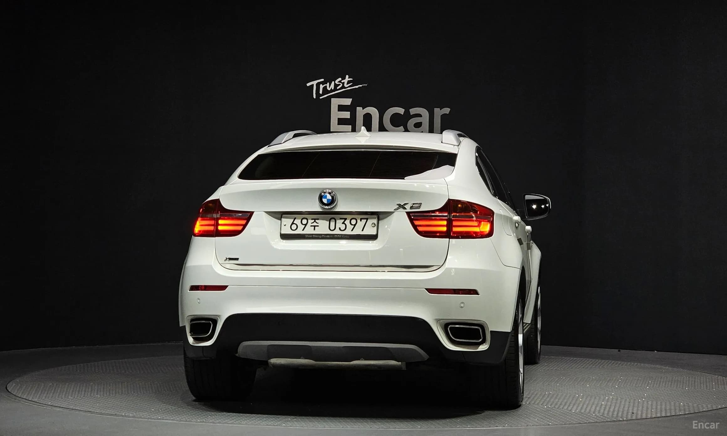 X6 (E71)