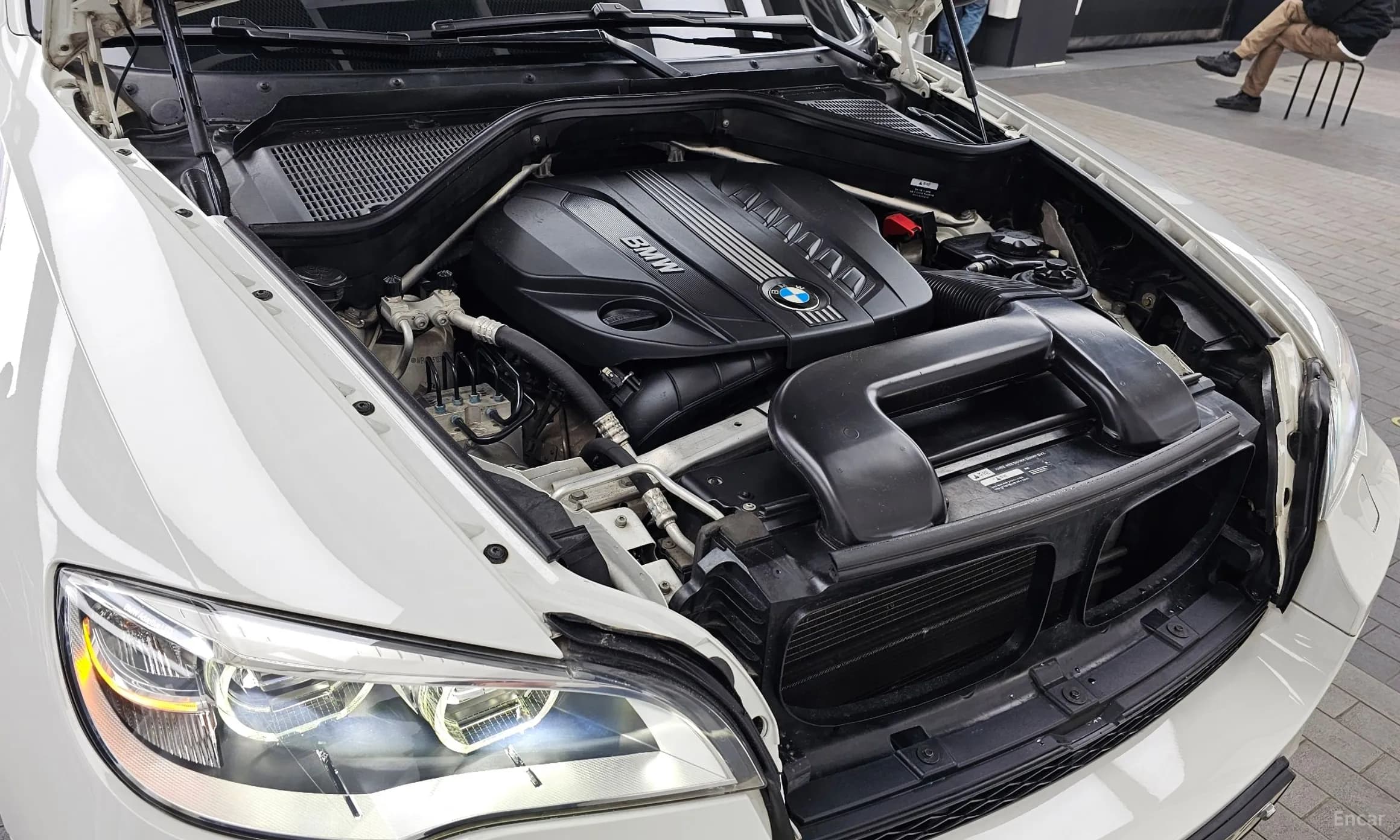 X6 (E71)