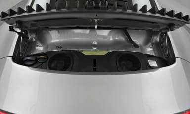 911 (992)