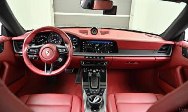 911 (992)