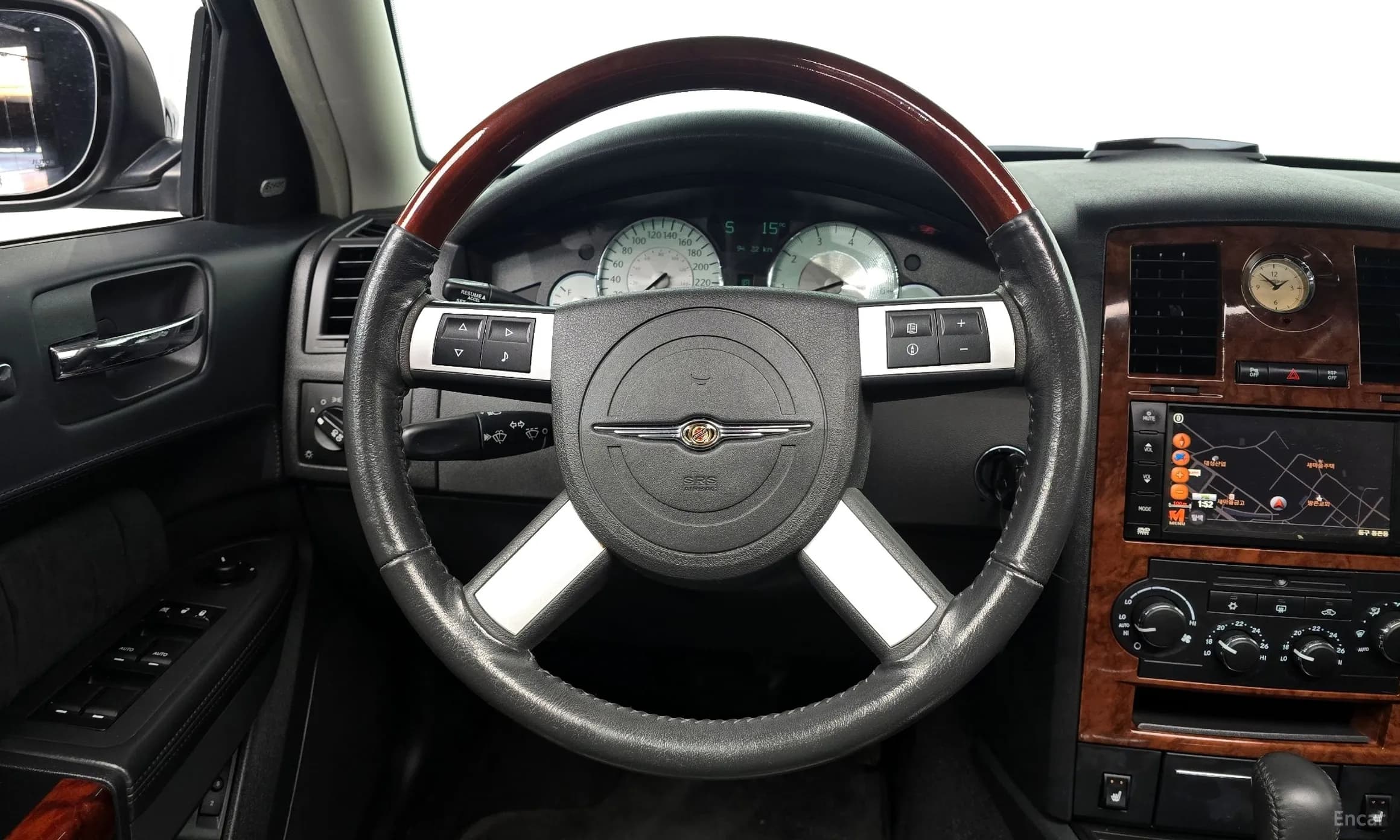 300C