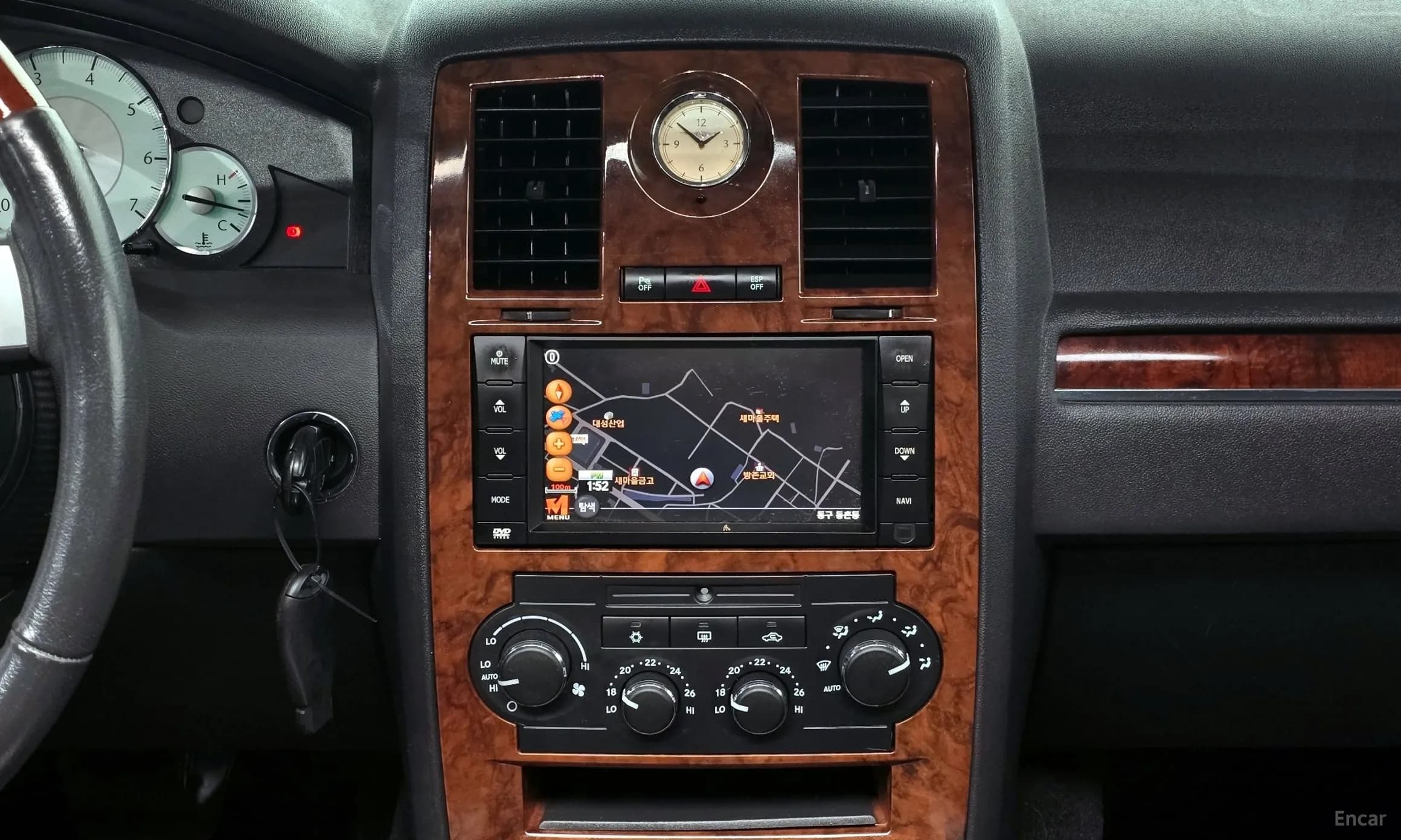 300C