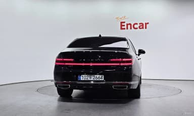 G90
