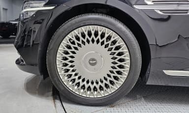 G90