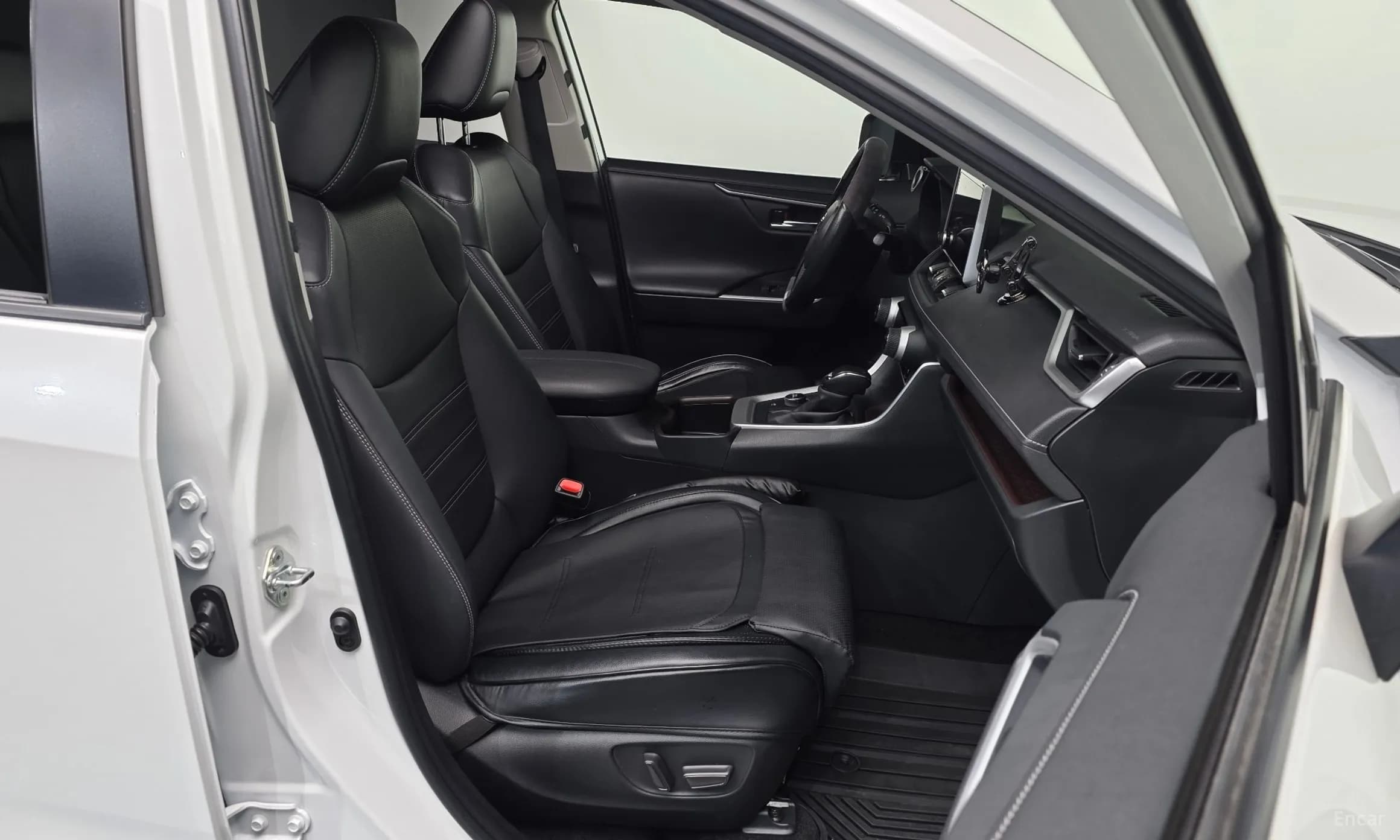 RAV4 5th Generation
