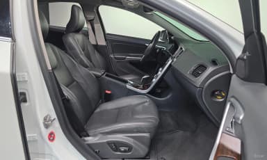 S60