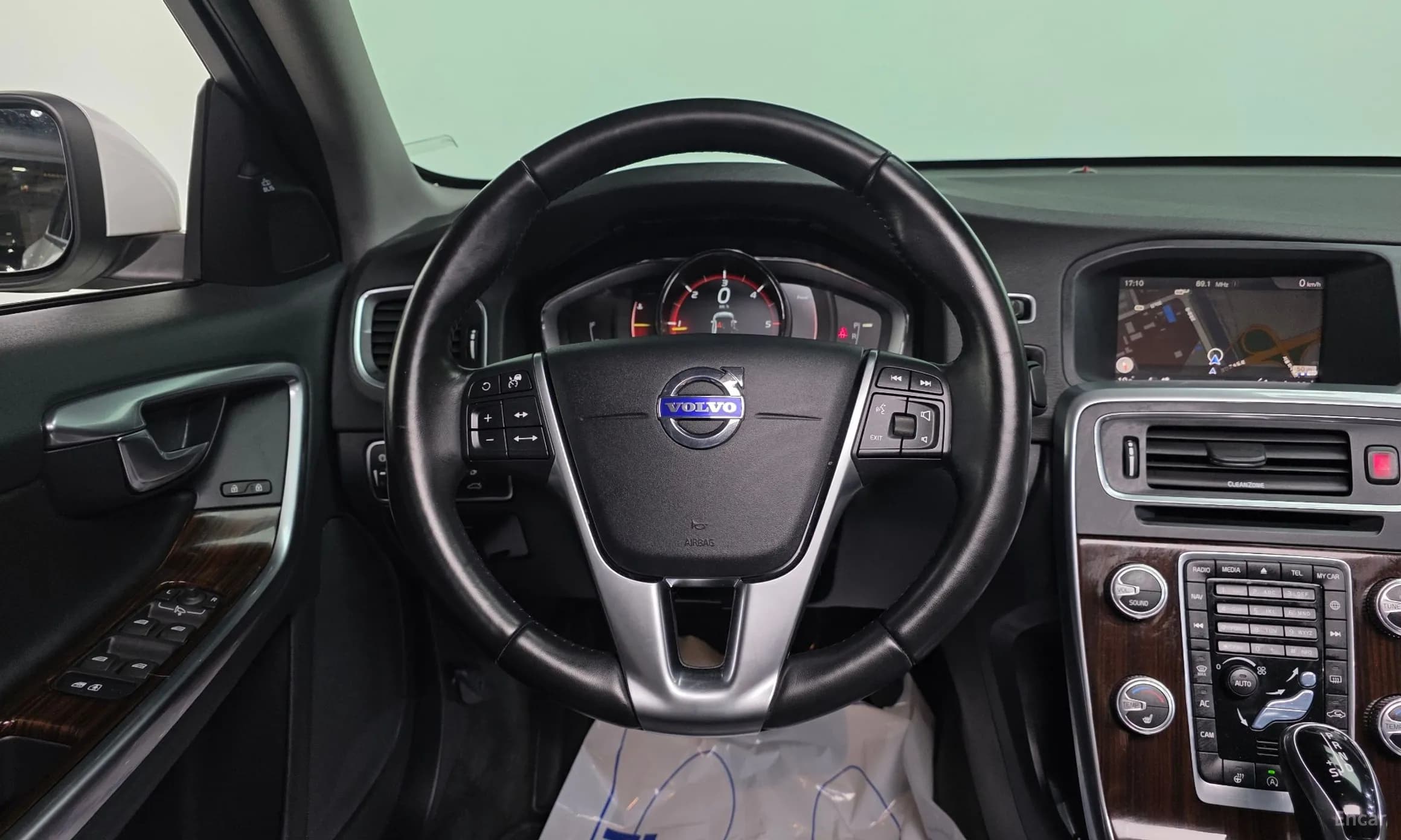 S60