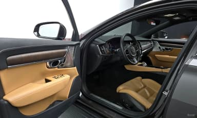 S90