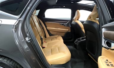 S90