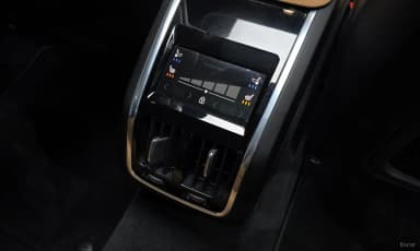 S90