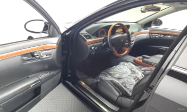 S-Class W221