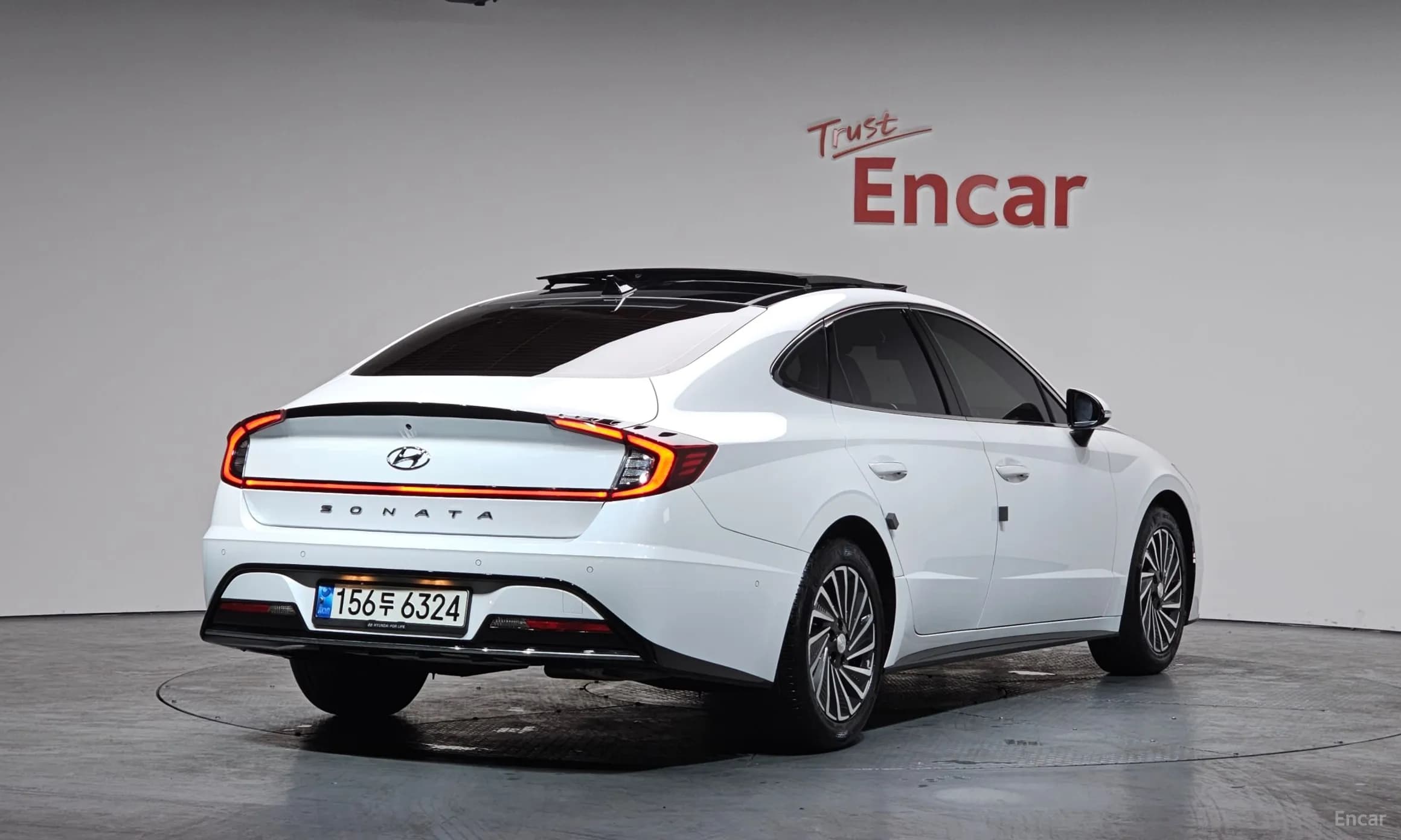 Sonata Hybrid (DN8)
